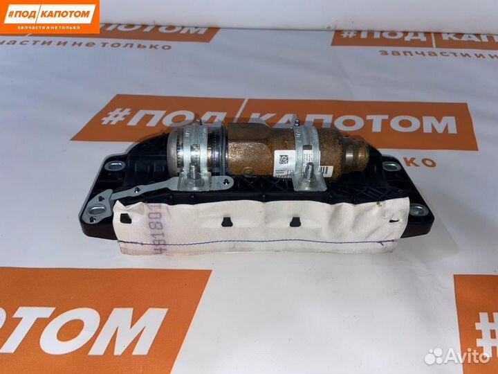 Подушка безопасности переднего пассажира 5K0880204