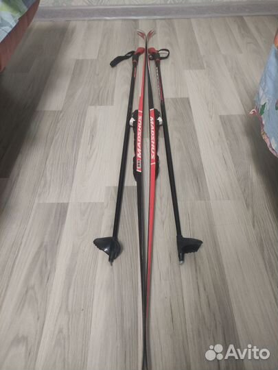 Лыжи детские 150 см торг уместен палки в комплекте