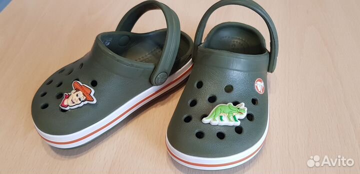 Crocs сабо шлепки размер c6 хаки темно-зеленые