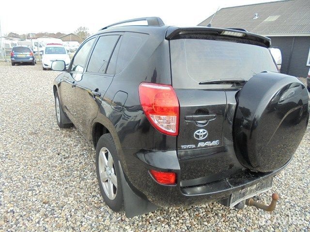 Toyota RAV4 III 3 2005-2014 на запчасти