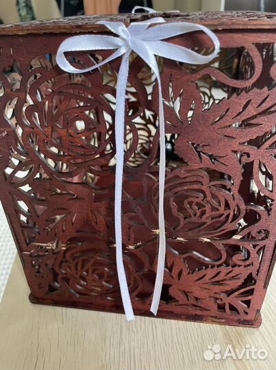 Сундук деревянный