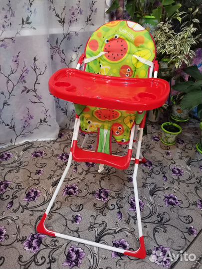 Стульчик для кормления