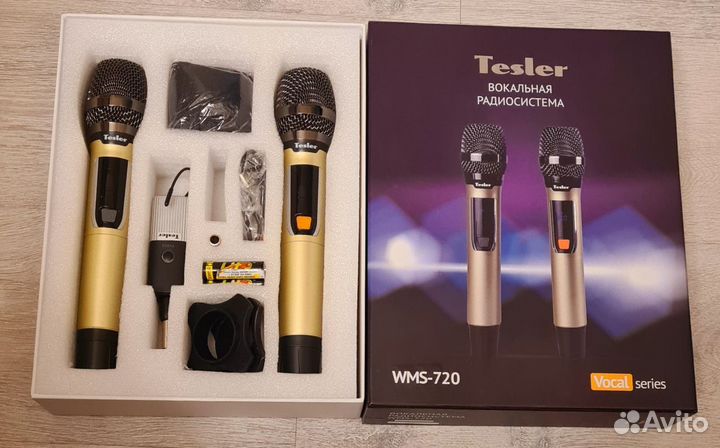 Микрофон караоке вокальный проводной Fiero новый