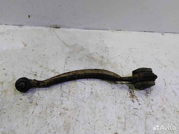 Рычаг передний левый нижний