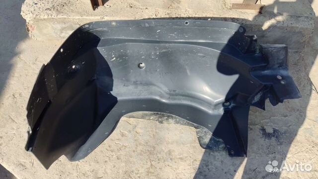Подкрыльник правый передний на хаммер 3