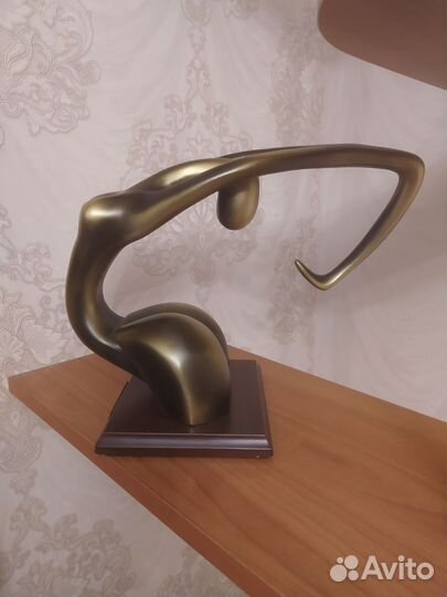 Статуэтки из полистоуна