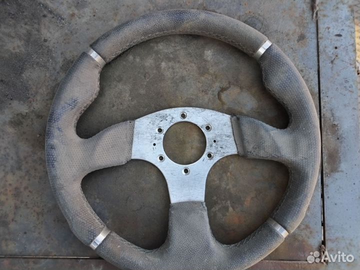 Спортивный руль