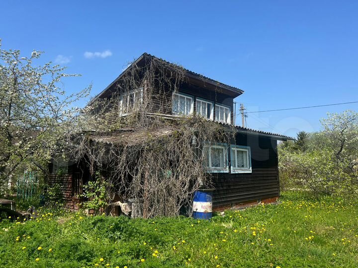 Дом 54 м² на участке 6 сот.