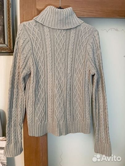 Свитер женский