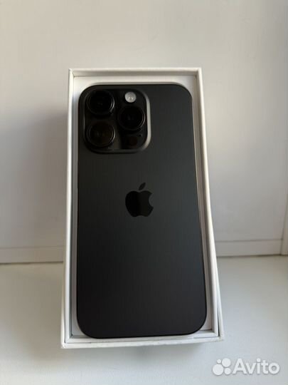 iPhone 15 Pro, 512 ГБ