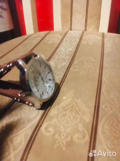 Наручные часы