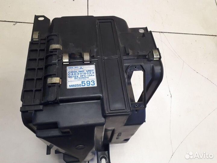 Корпус отопителя под испаритель