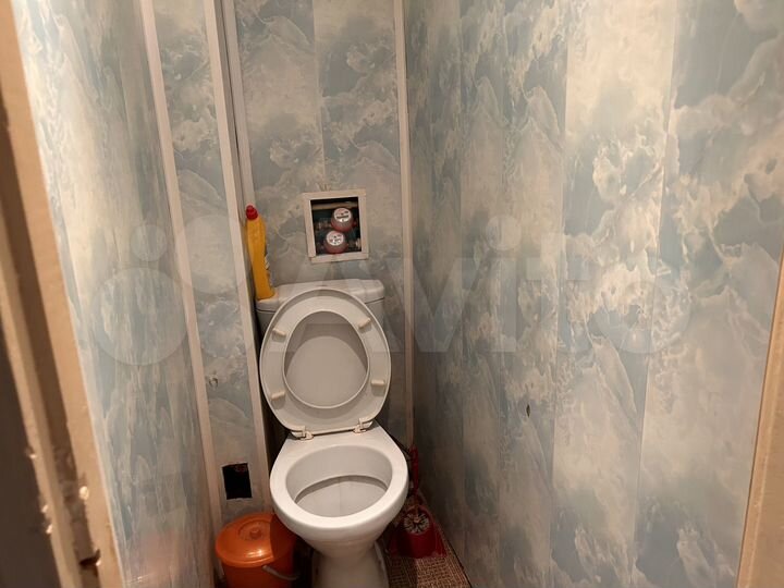 Комната 14 м² в 3-к., 1/5 эт.