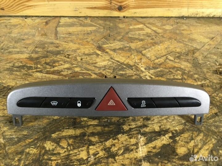 Кнопка аварийной остановки Peugeot 408 седан 1