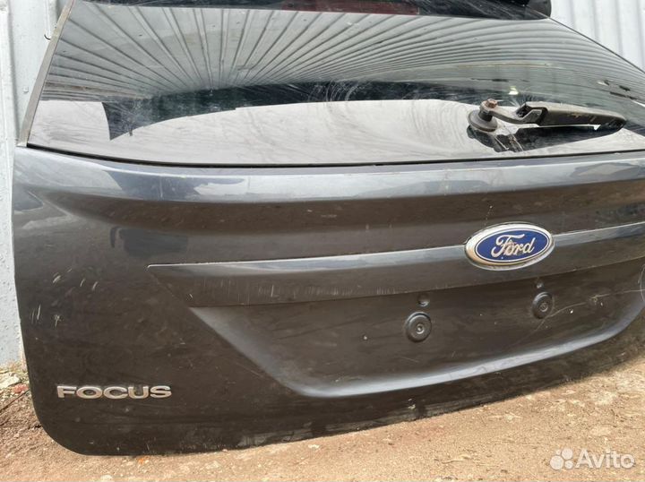 Ford Focus 2 08 Крышка багажника хетчбэк