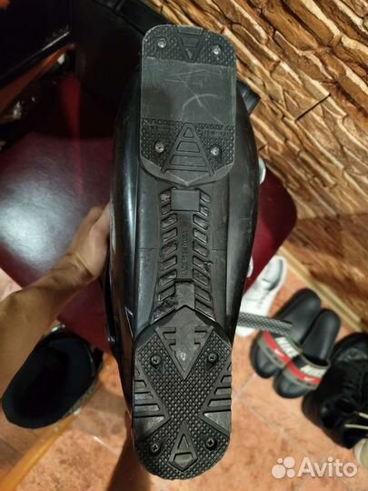 Горнолыжные ботинки head