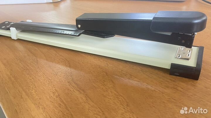 Степлер офисный