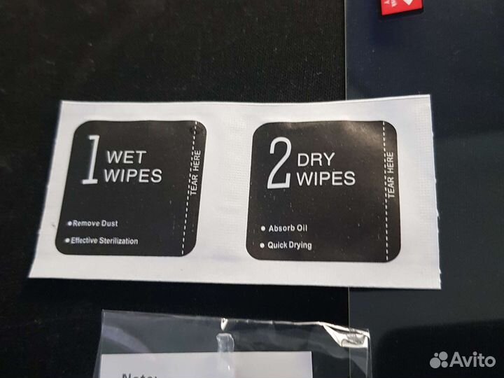 Защитное стекло на iPhone 8