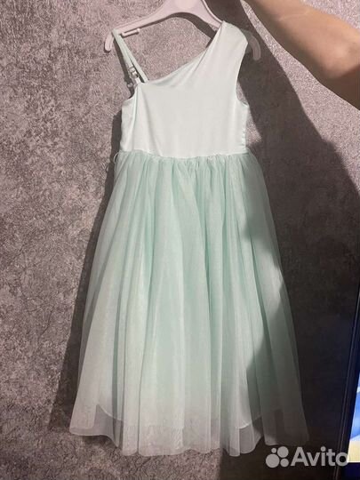 Праздничное платье для девочки