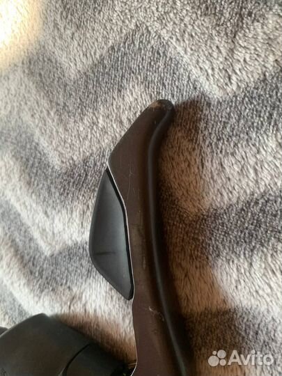 Левый пистолет Shimano claris R2000