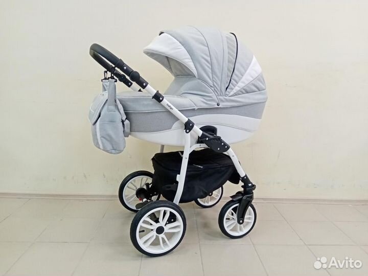 Коляска 3 в 1 поворотная Indigo +F. /Новая