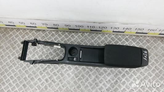 Подлокотник центральный opel astra J (7SV01IX01)
