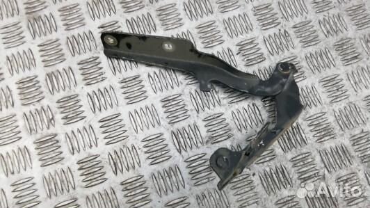 Петля капота nissan murano Z50 (69U13D501)
