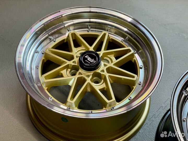 Work Equip 03 r15 4-100 gold