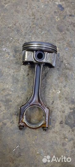 Bmw m54b25 поршень шатун