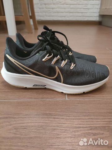 Кроссовки nike 37,5 размер женские оригинал