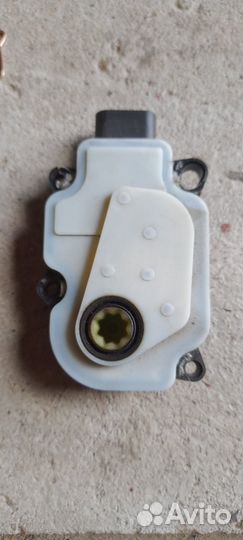 Воздушная заслонка Subaru Legacy B15 BS9 BN9