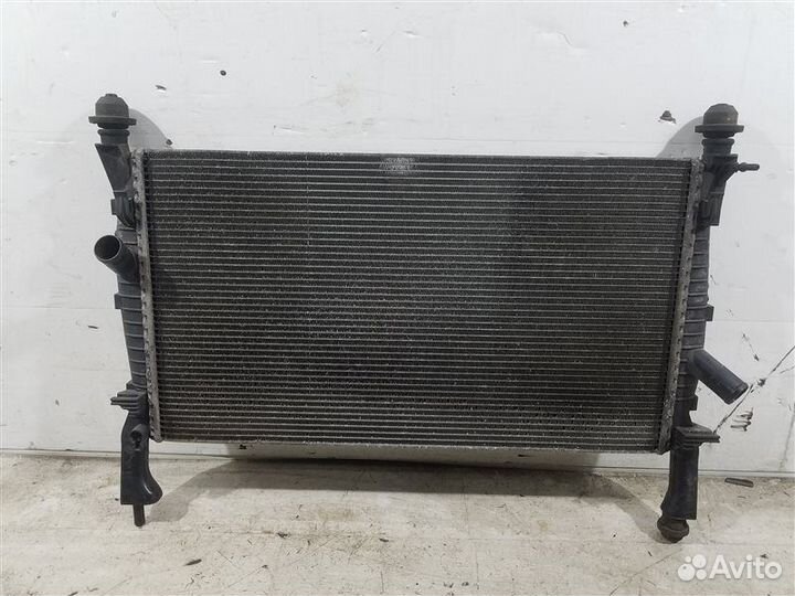 Радиатор охлаждения (основной) Ford Transit