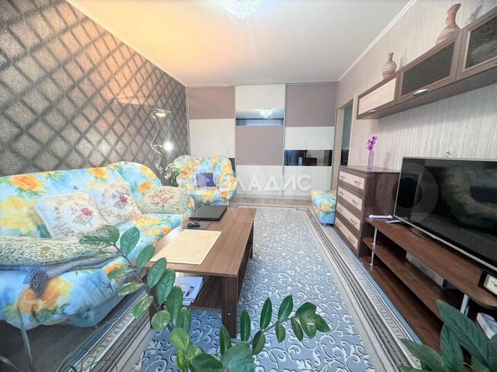 2-к. квартира, 52 м², 6/9 эт.