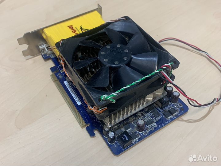 Видеокарта asus EN8600GT silent 512 Мб