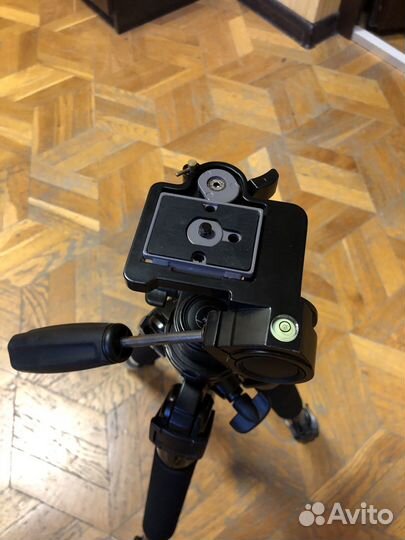 Штатив для камеры/фотоаппарата