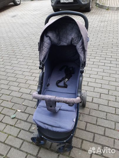 Прогулочная коляска