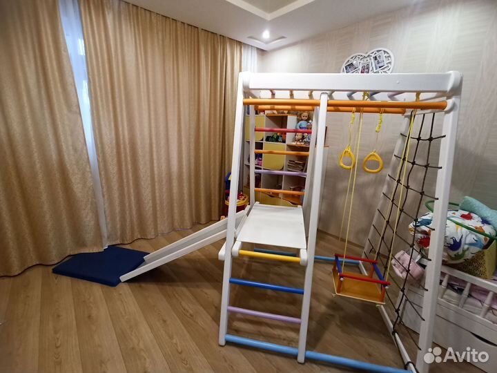 Шведская стенка (детский игровой комплекс)