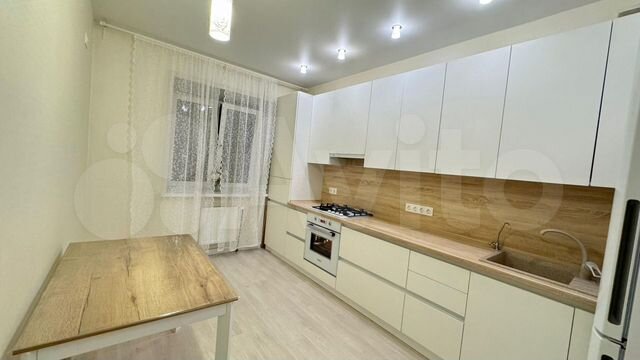 2-к. квартира, 61 м², 9/9 эт.