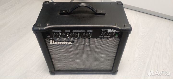 Комбоусилитель