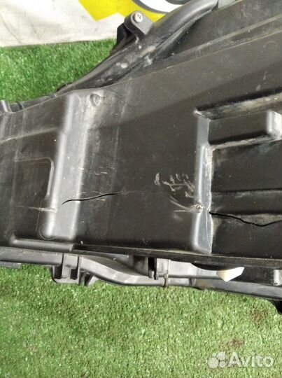 Фара правая Lexus RX200t/RX300/RX350/RX350L/RX450h/RX450hL