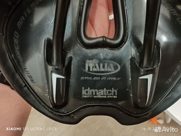 Седло для шоссейного велосипеда