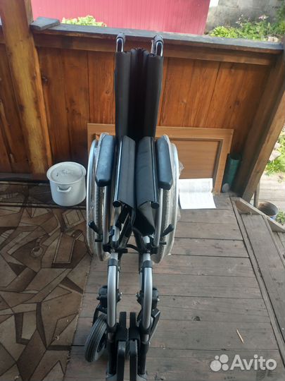 Инвалидная коляска новая