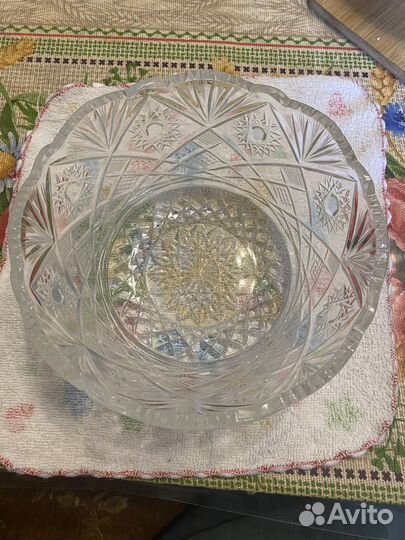 Ваза салатник хрусталь в идеальном состоянии