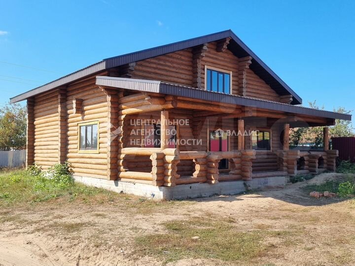 Дом 192 м² на участке 9 сот.