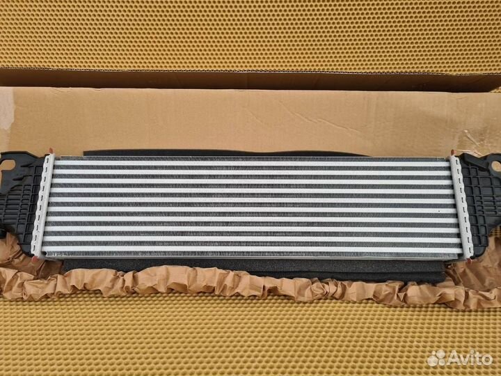 Интеркулер передний Infiniti Q50 V37