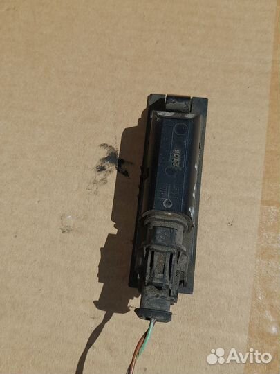 Плафон подсветки номера Opel Astra H