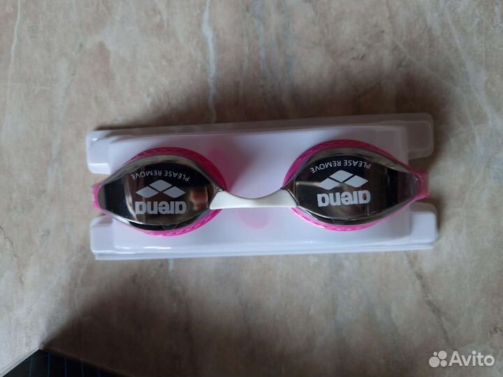 Очки арена новые