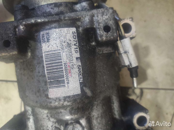 Компрессор кондиционера Renault Sandero 1