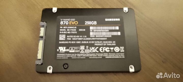 Жесткий диск SSD Samsung 256