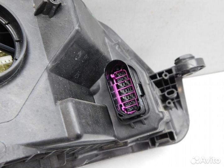 Фара левая Skoda Superb